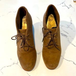 Suede Heeled Oxfords